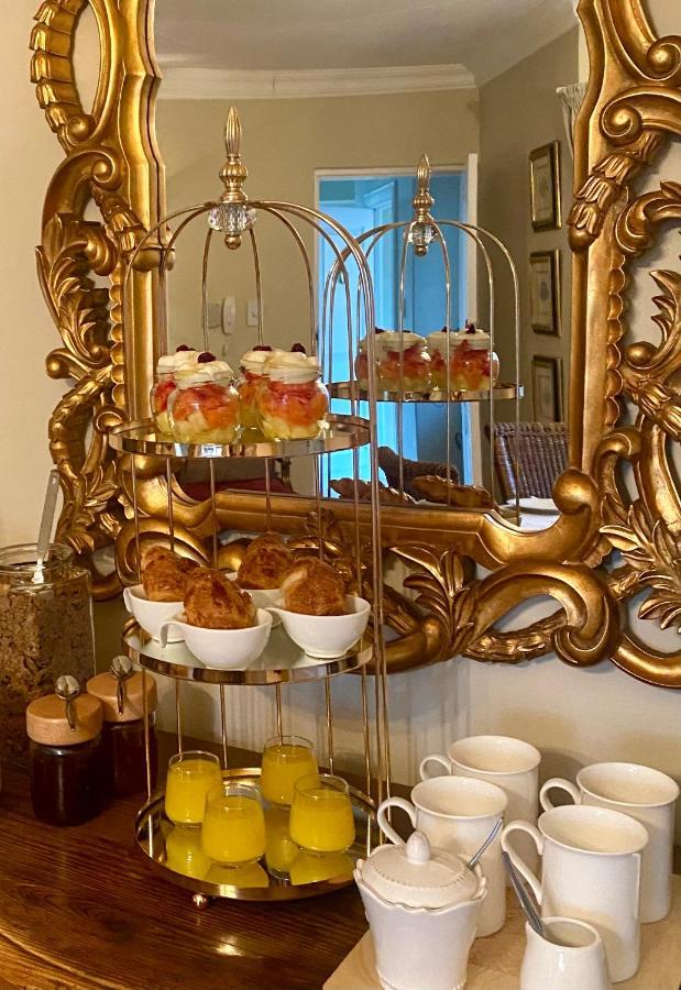 Vair'S Place Guest House In Sandton Paulshof - Apartment, Lux Suites & Spa Johannesburg Esterno foto