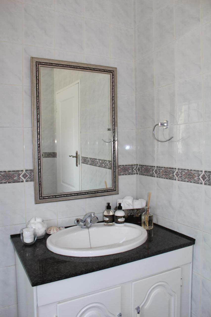Vair'S Place Guest House In Sandton Paulshof - Apartment, Lux Suites & Spa Johannesburg Esterno foto