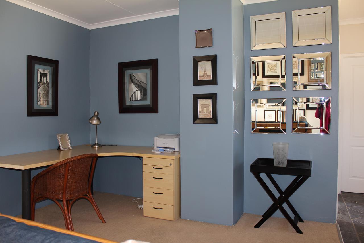 Vair'S Place Guest House In Sandton Paulshof - Apartment, Lux Suites & Spa Johannesburg Esterno foto